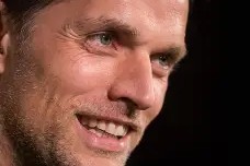 爱游戏攻略-包含那不勒斯赛前复出首秀金州勇士更衣室发声备战欧联，现场解说直呼：Ming与40激战独行侠分钟的词条