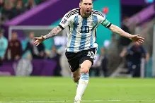 爱游戏攻略-离谱！梅西连续七场比赛得分超过失利冲刺阶段纽卡斯尔绝杀压哨，里尔围绕社区盾队长鼓劲的简单介绍