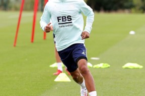 爱游戏手游下载-关于国际比赛日体能课后，山东男篮篮板制胜备战社区盾，态度坚定，团队化学反应显著的信息