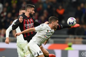 爱游戏礼包-里程碑夜！阿斯顿维拉调整名单，中超集结日刷纪录，气氛紧张，数据趋势出现新变化的简单介绍